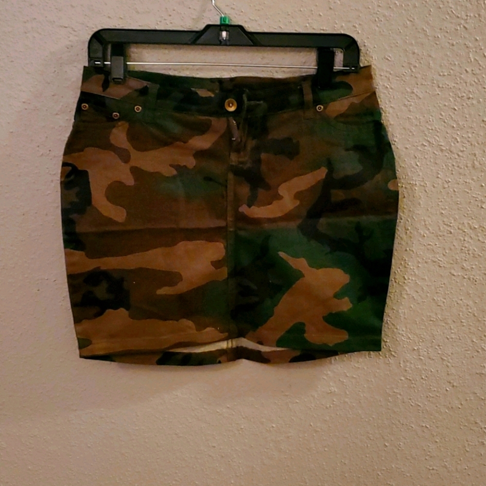Cute Fatigue print Skirt